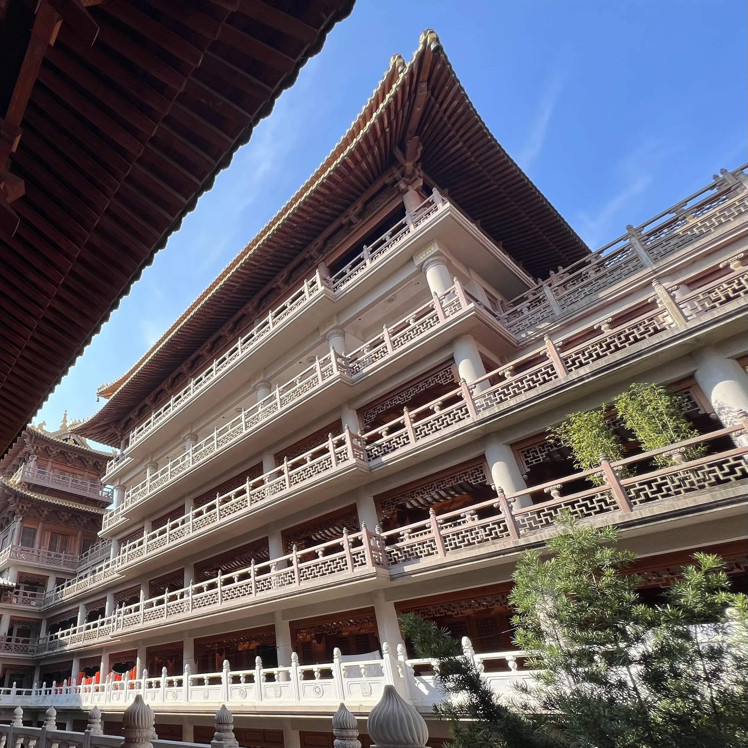 静安寺建筑立面
